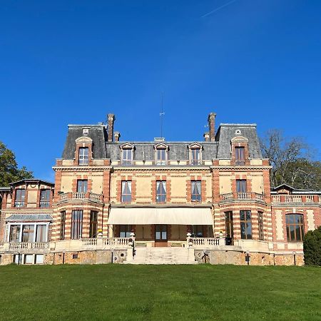 Chateau De Crenille Chaumes-en-Brie Экстерьер фото