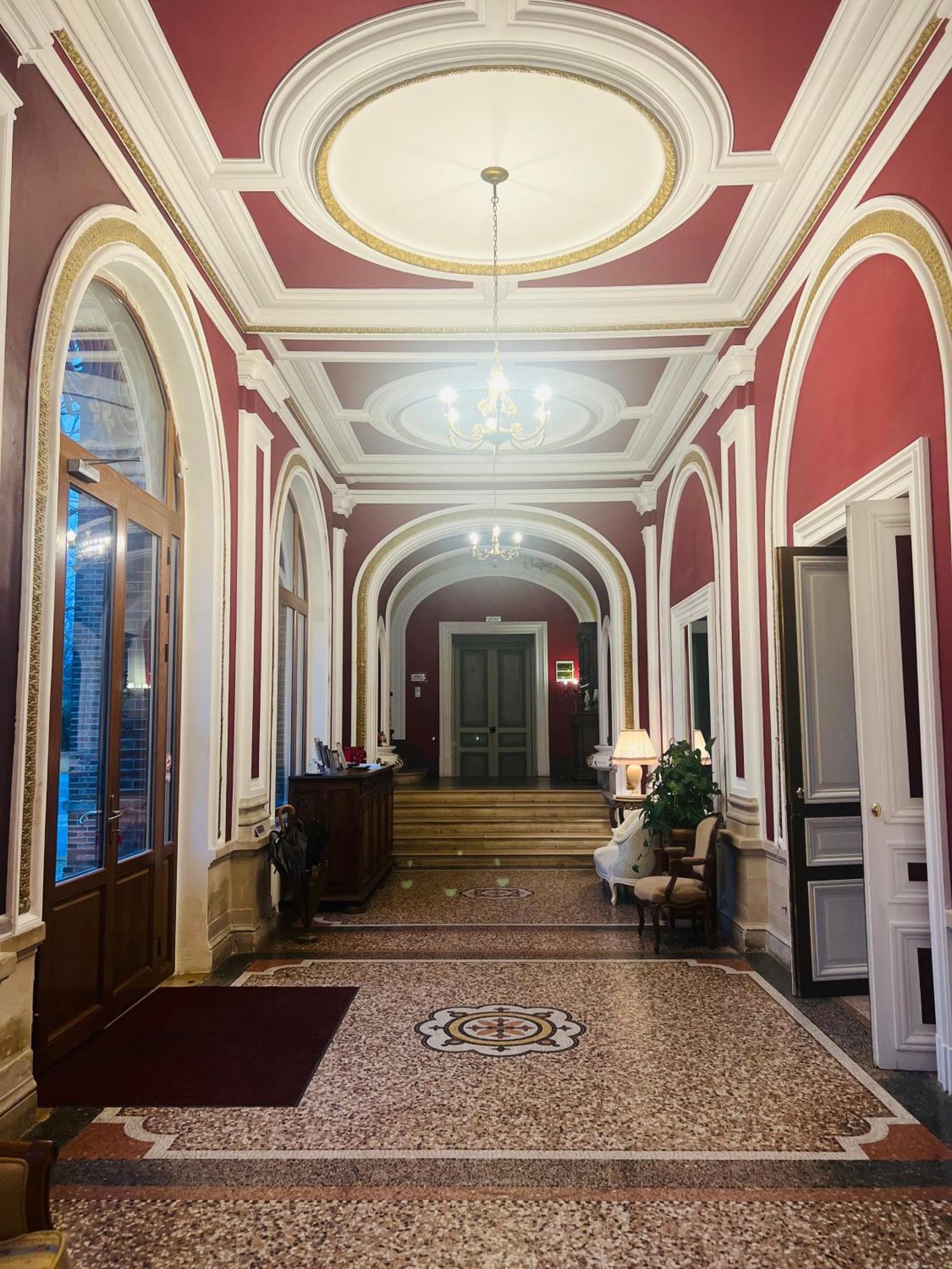 Chateau De Crenille Chaumes-en-Brie Экстерьер фото