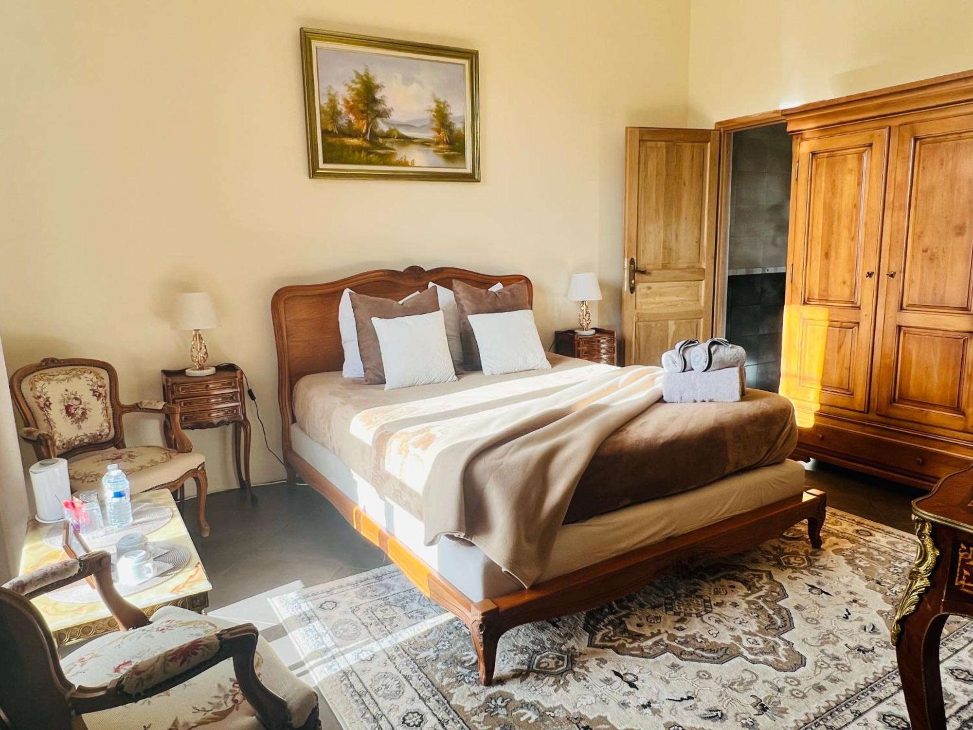 Chateau De Crenille Chaumes-en-Brie Экстерьер фото